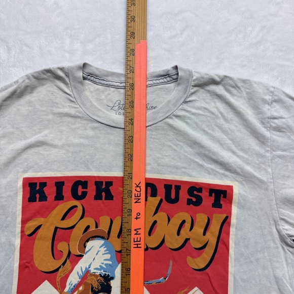 Brand‎ New! Cowboy Graphic T Shirt Light Wash Crew Neck Short Sleeve Cotton - Picture 4 of 5